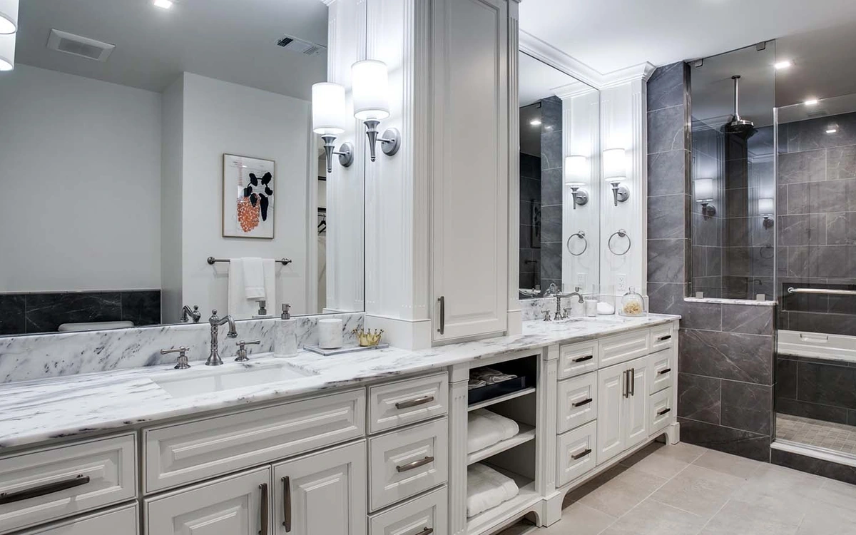 The Top 10 Apartments With WalkIn Showers in Dallas Lighthouse