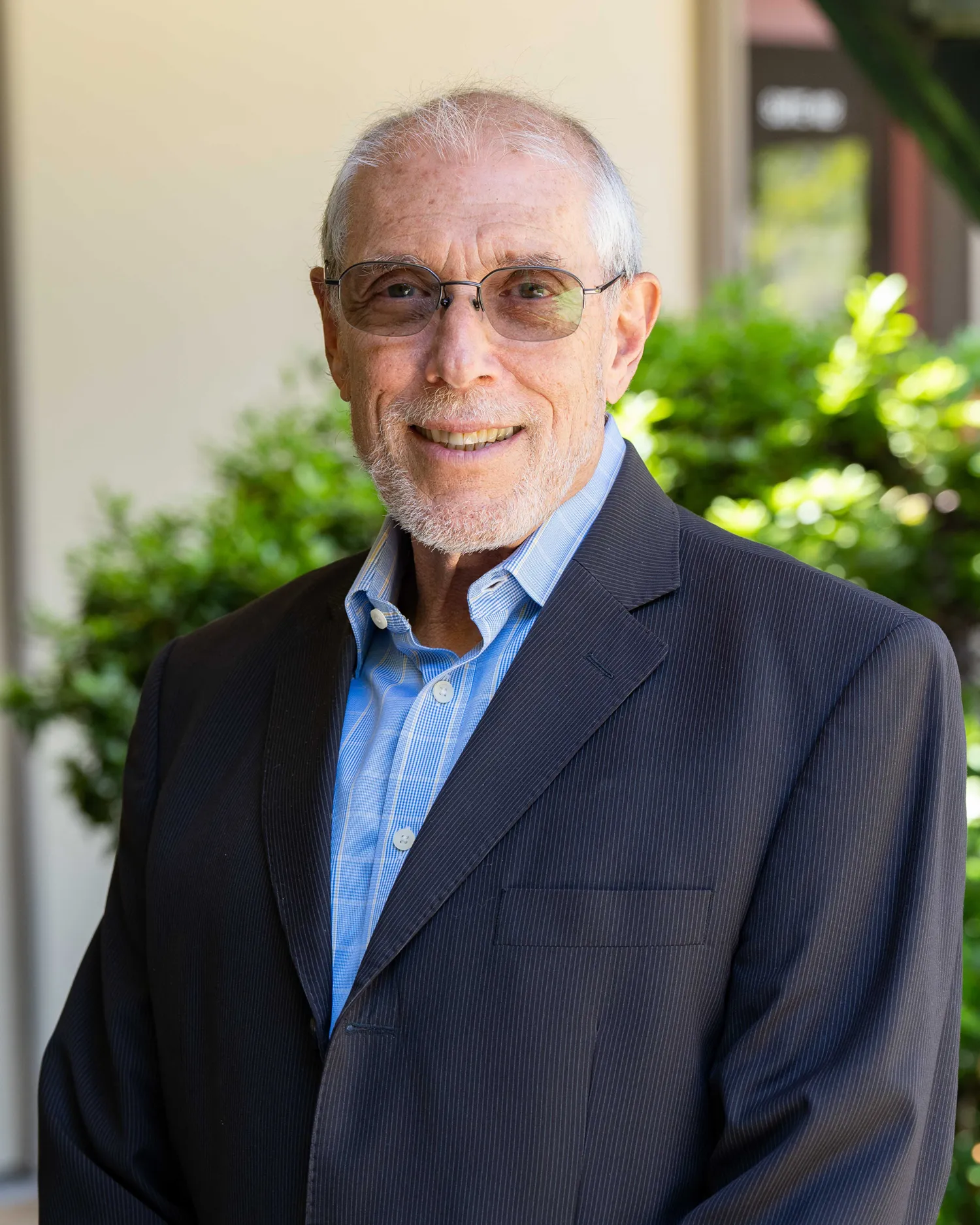 Expert Oral Surgeon Dr. Lewis Clayman, DMD in Benicia, CA