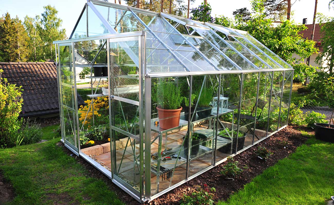 The Modern Greenhouse Guide Article