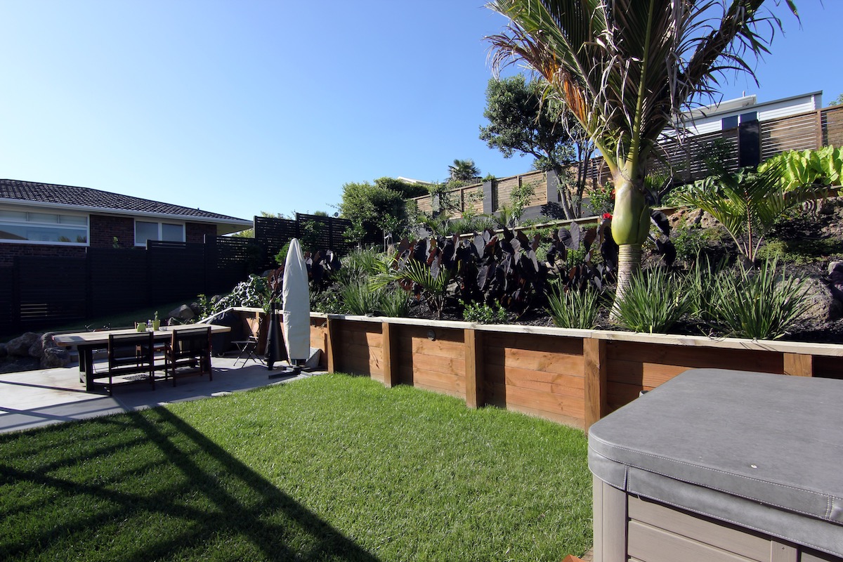Wellington Fence Builders and Gate Contractors Wellington Landscaping