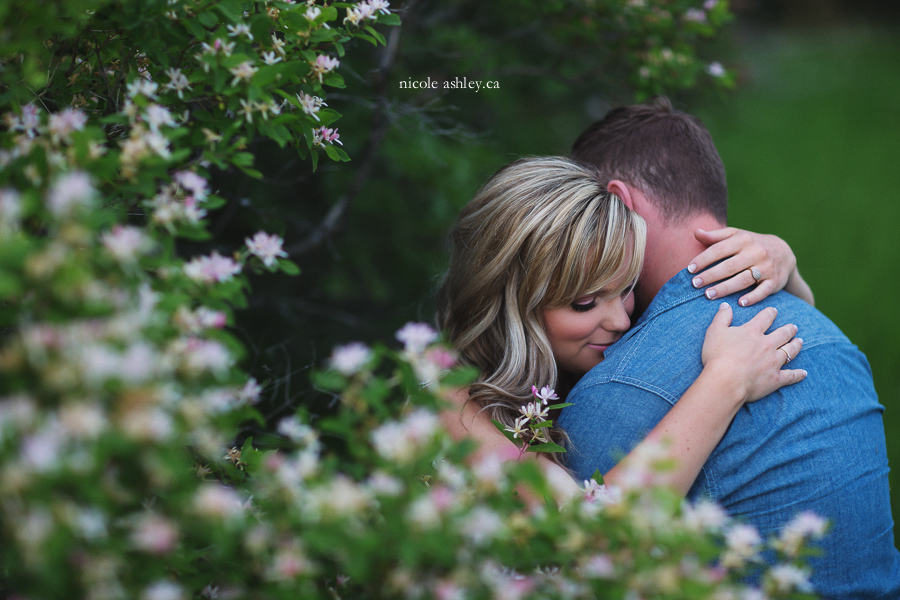 Nicole Ashley Edmonton Engagement Photographer5