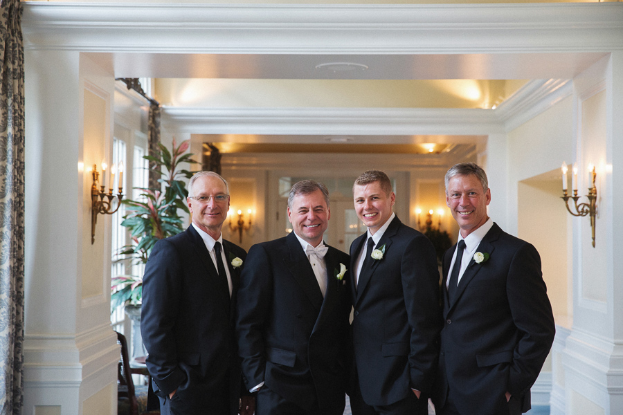 46. groomsmen-group-photo