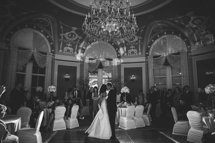 95. hotel-macdonald-wedding-first-dance