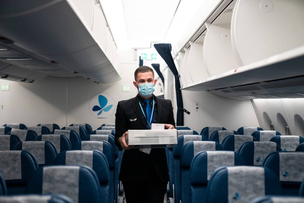 The Complete Guide to Flying French bee