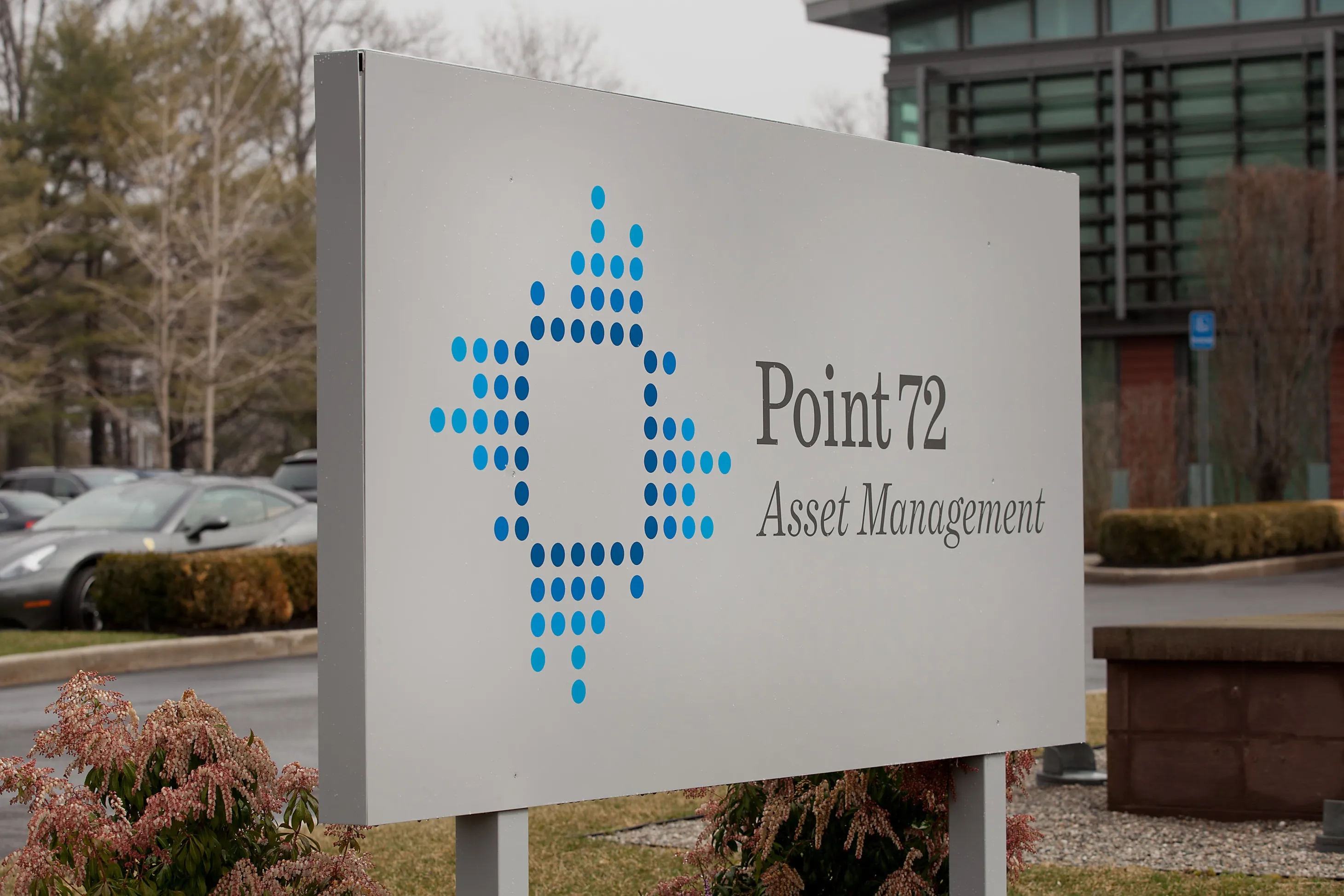 point72-asset-management-steve-cohen-s-hedge-fund-is-considering-limiting-investor-redemptions