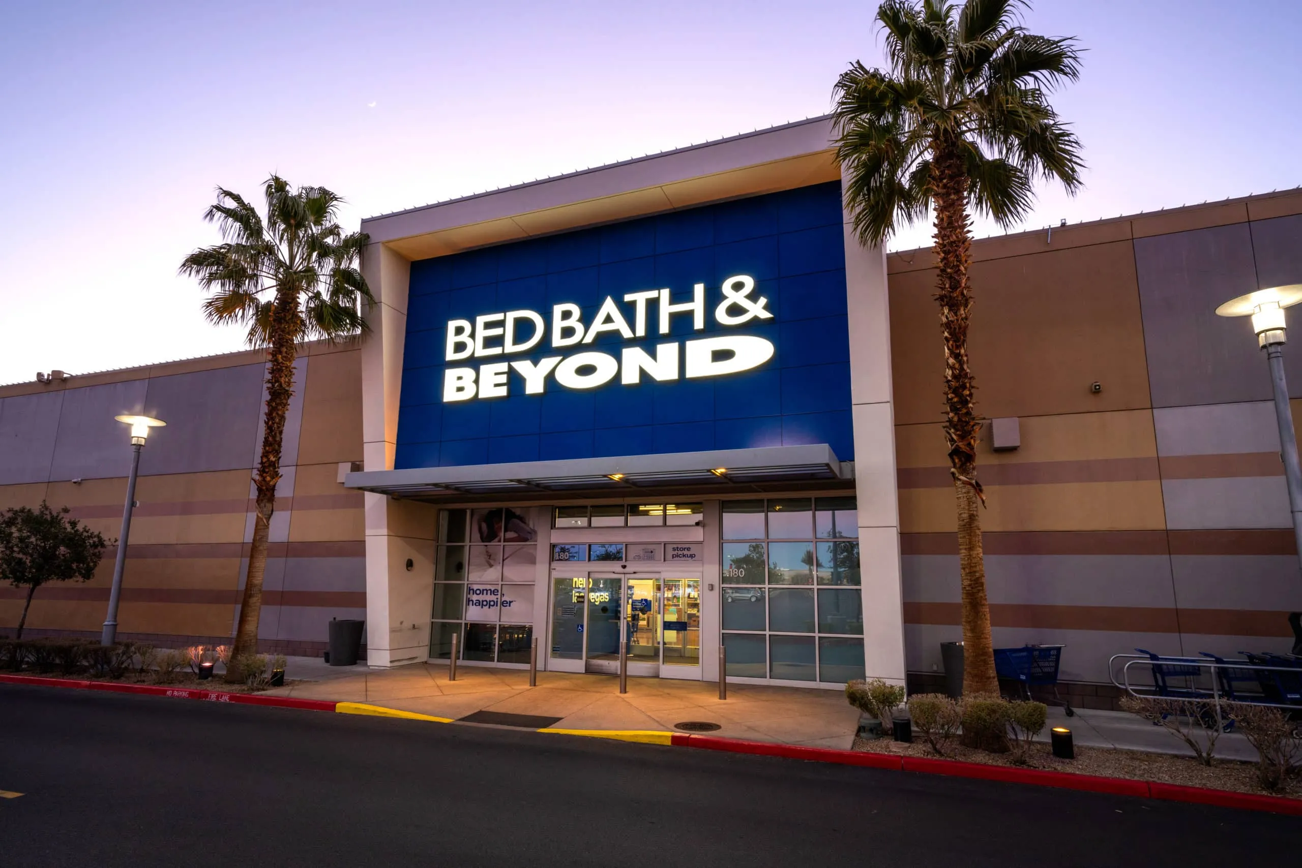 Why Wall Street Still Covers Bed Bath & Beyond