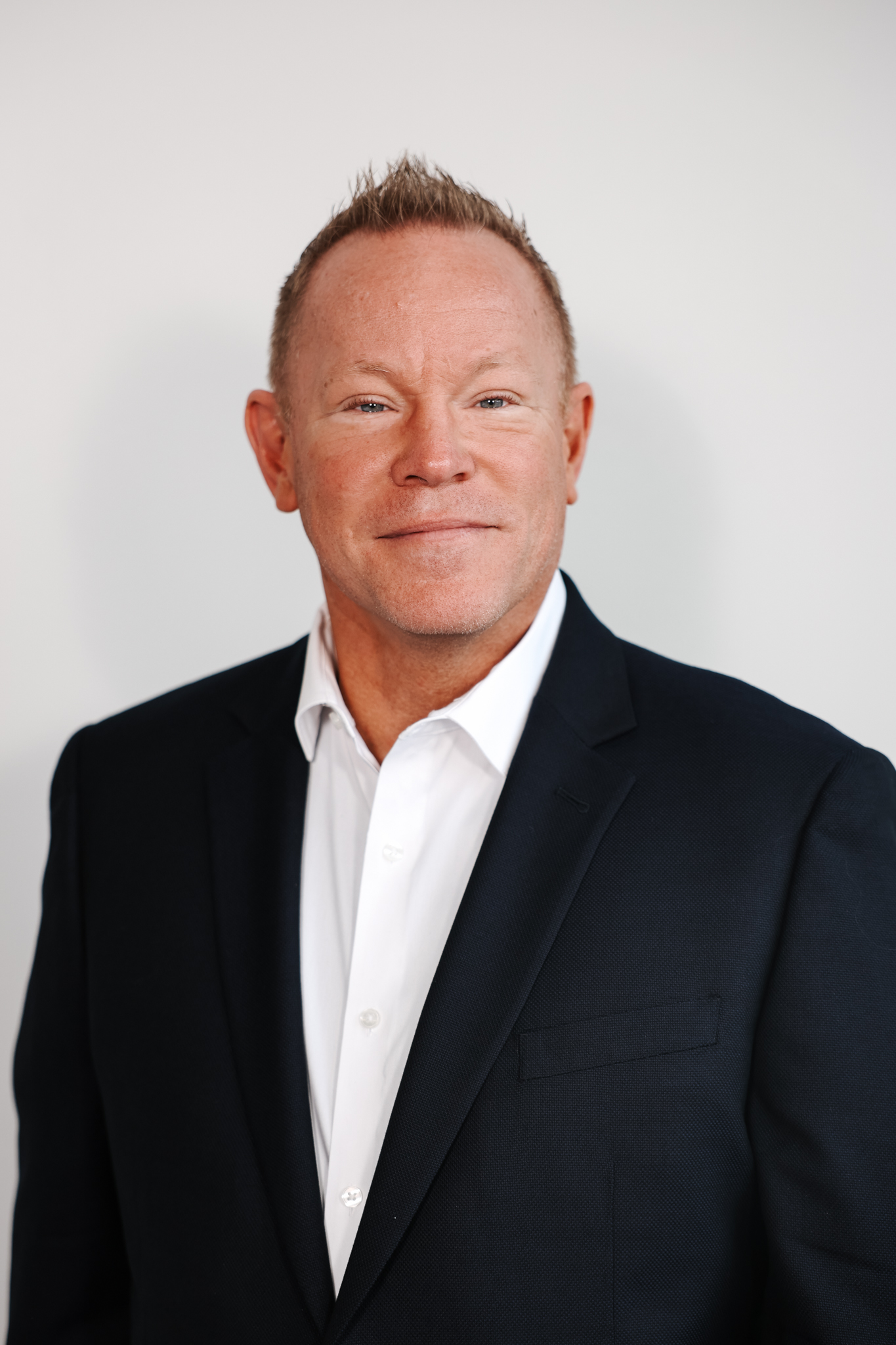 Pastor Todd Mullins Net Worth - dkdolrb