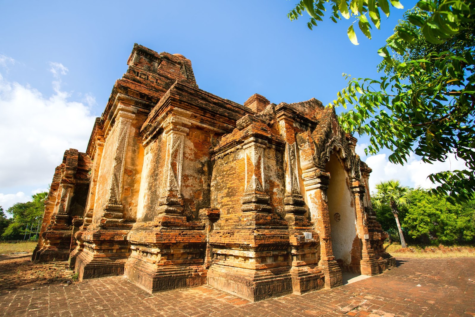 Gubyaukgyi Temple