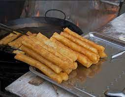                                                                   Ei Kyar Kway or Deep-fried sticks