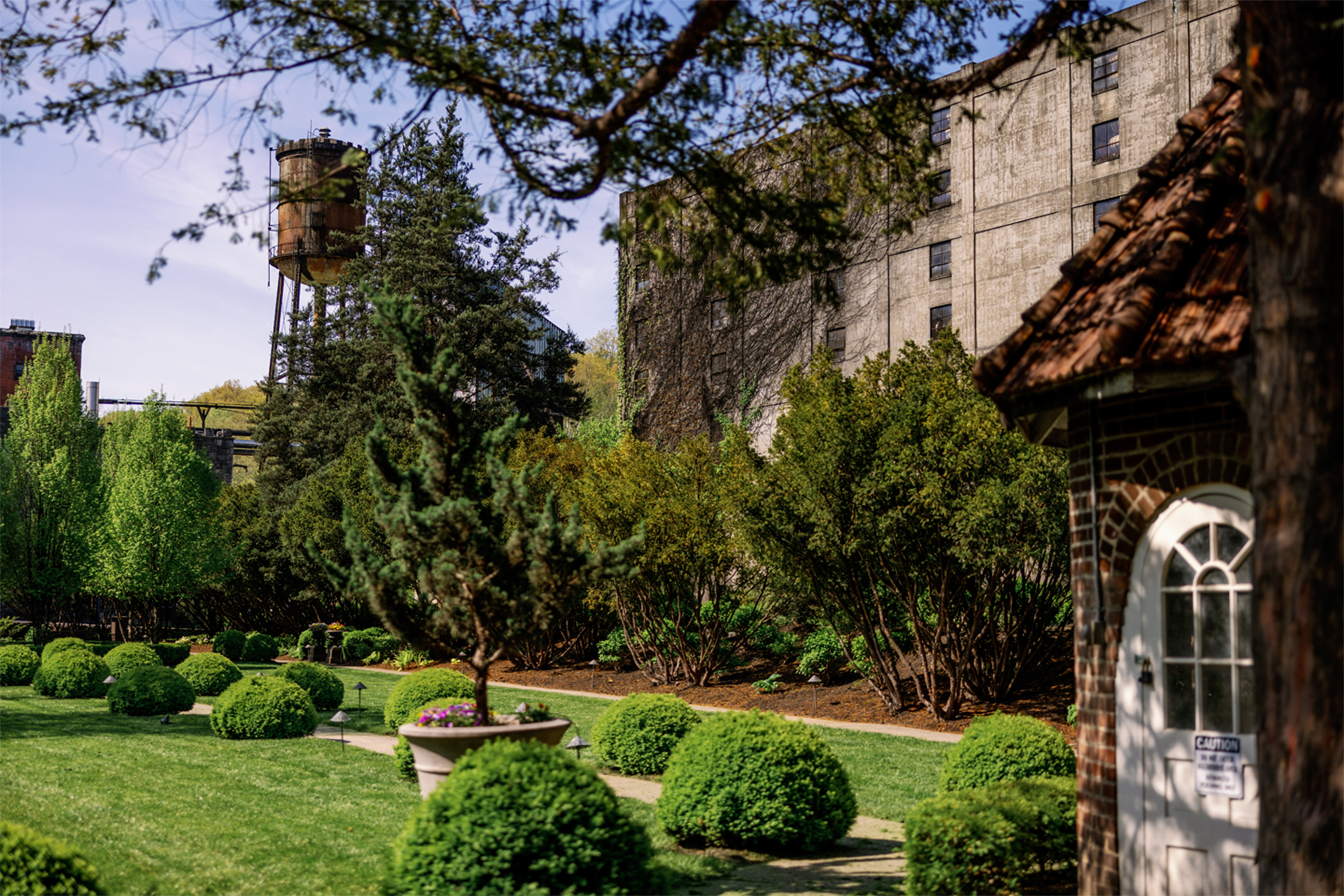 Castle & Key The Grounds