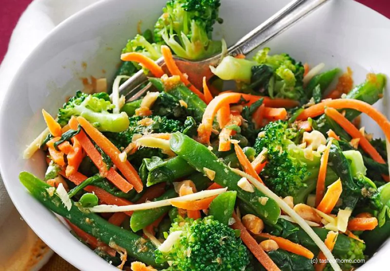 Ginger-Sesame Steamed Vegetable Salad