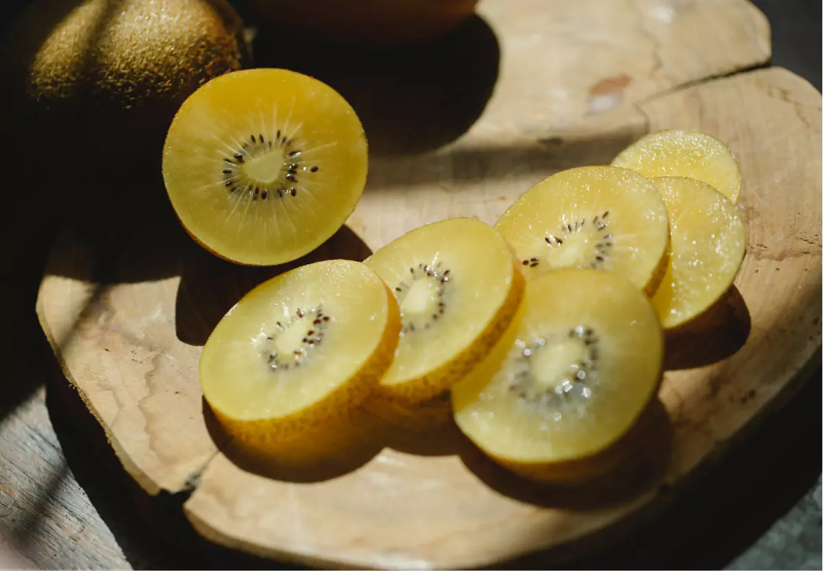 cut up kiwi slices