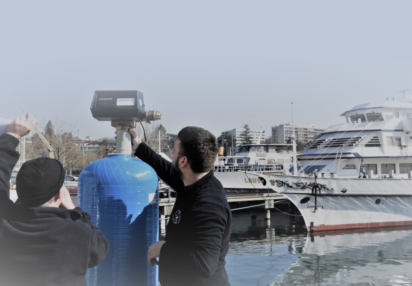 Enthärtungsanlagen und Dosieranlagen für spezifische industrielle Anwendungen wie beispielsweise auf Dampfschiffen