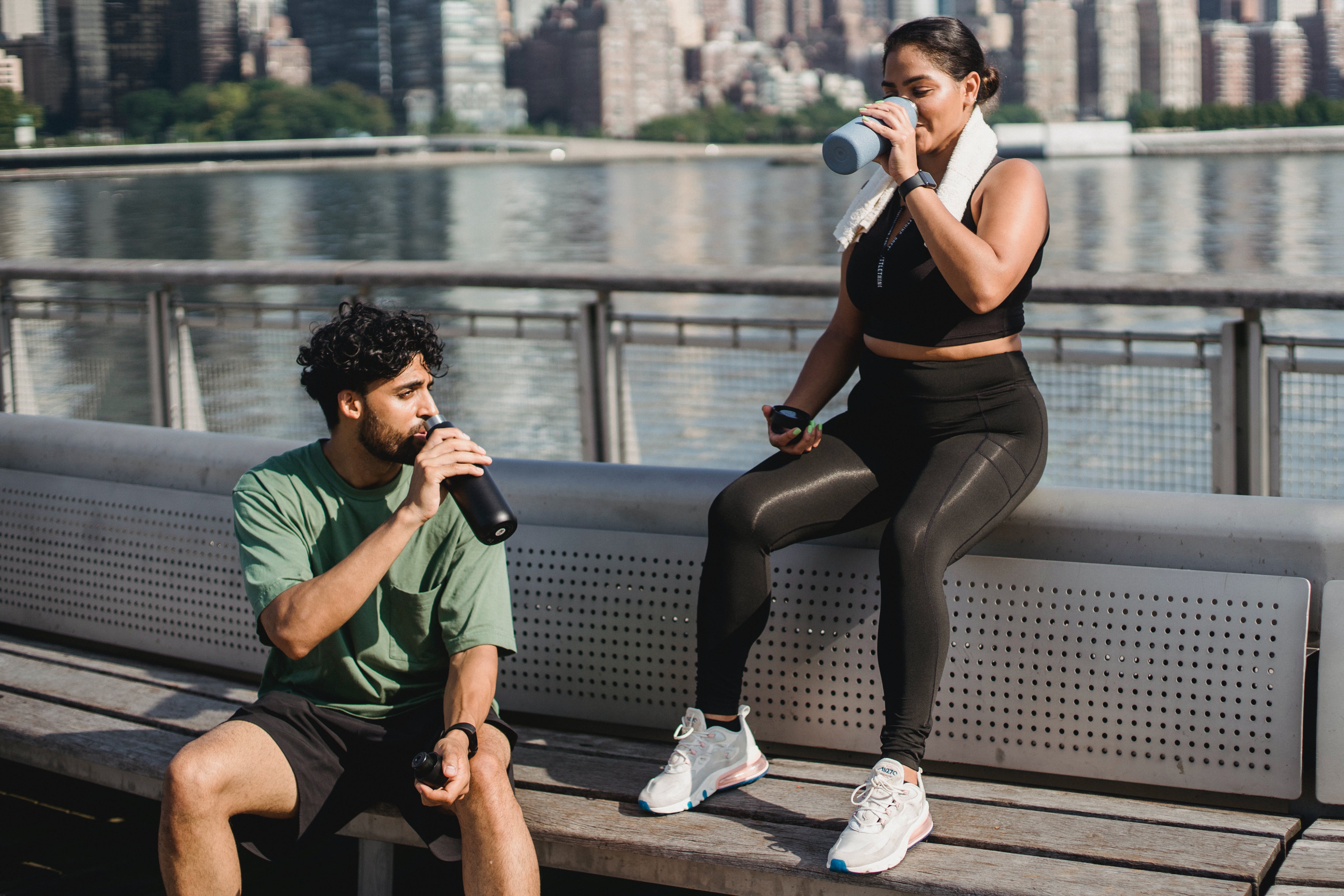 Forget What You Know: The Real Difference Between Isometric And Isotonic - 94xvw1k