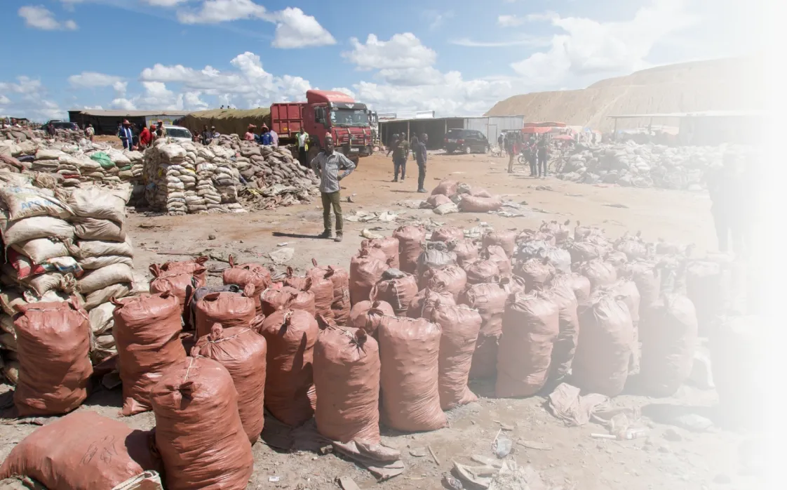 People working in a mine in Rwanda