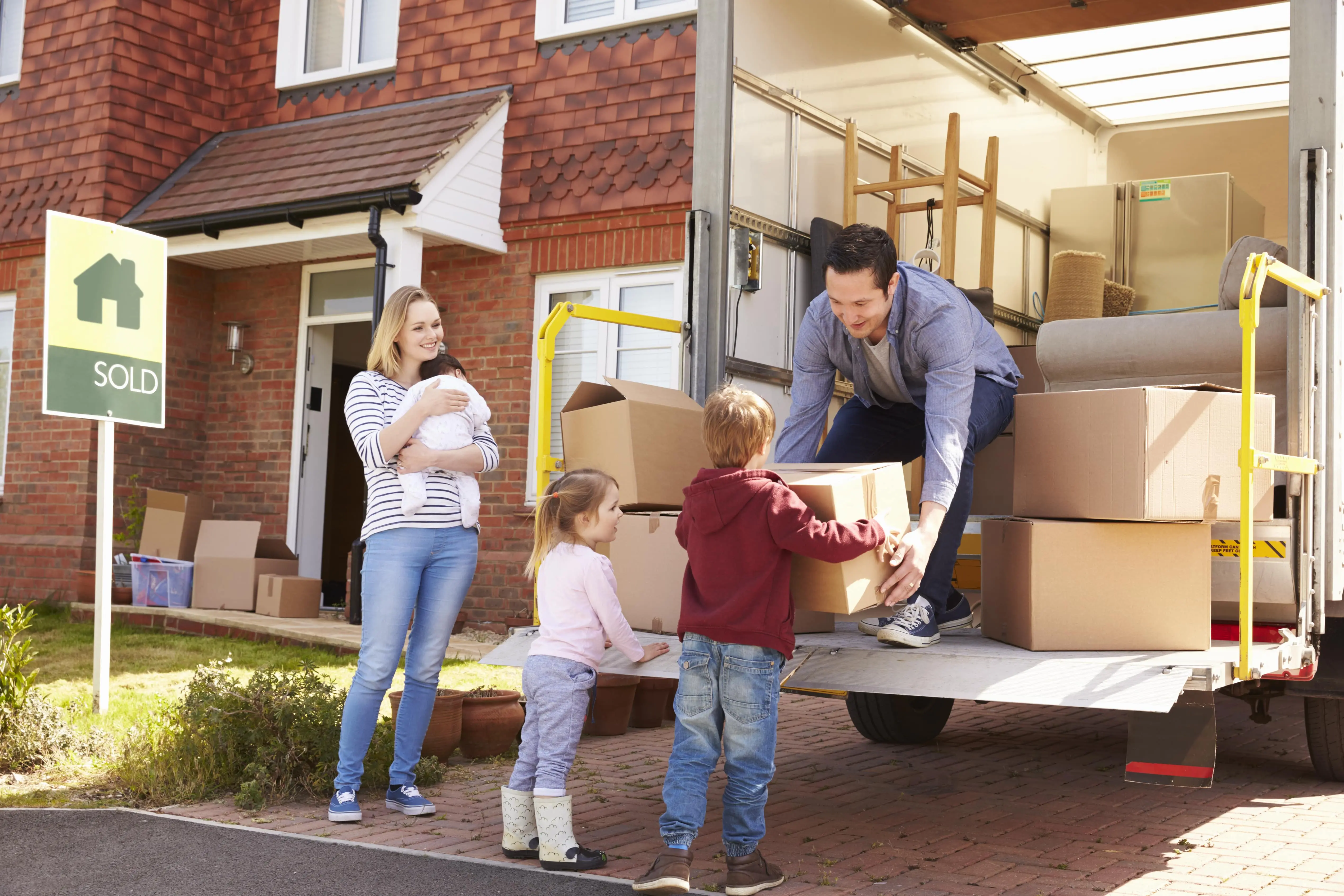 Removal Van Hire Top Tips For A Successful DIY Move hirefleet