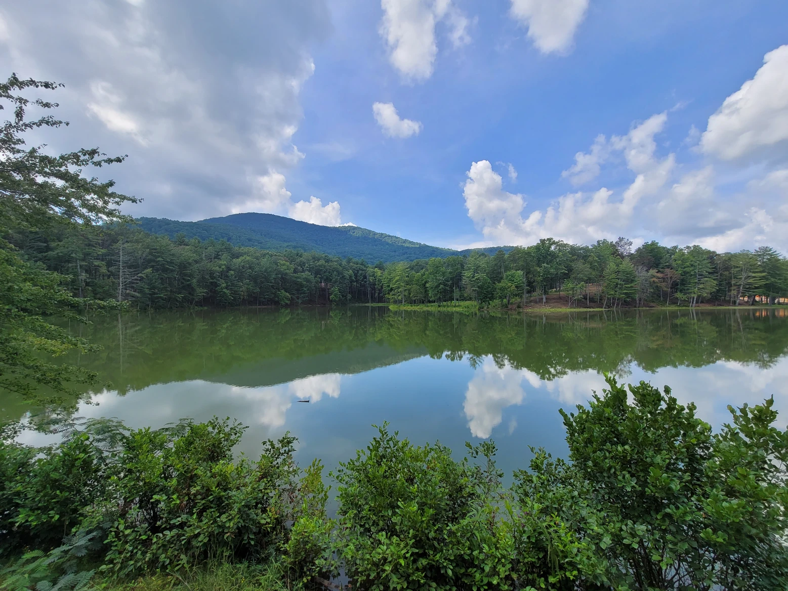 Yonah Mountain Lake Affordable Lakefront Living