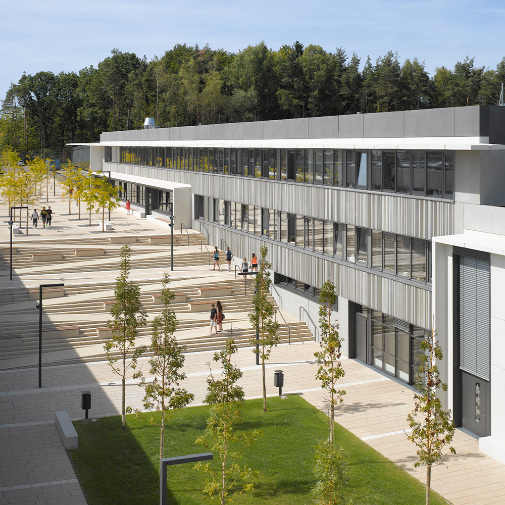 Elementary School and High School in Stuttgart
