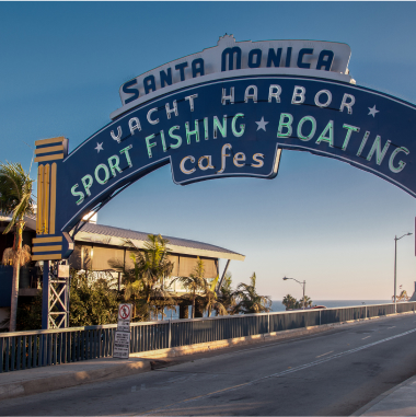 santa monica harbor sign