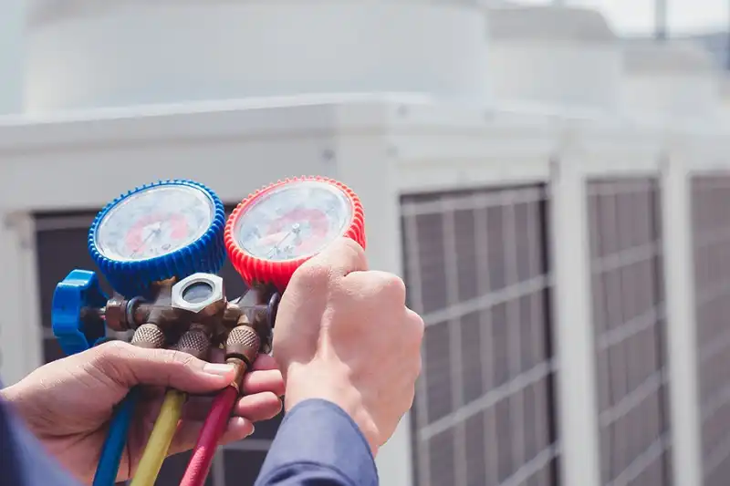 Does aircon reduce humidity