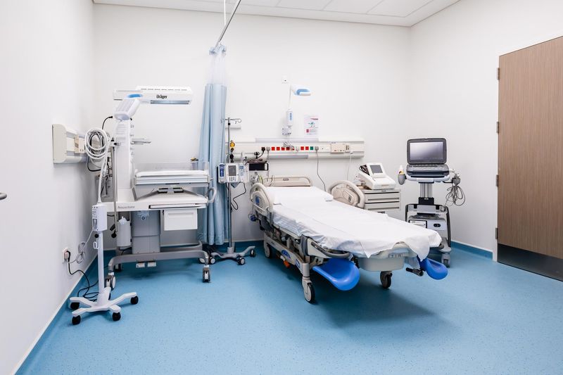 24* 7 Emergency Care NEOM Hospital