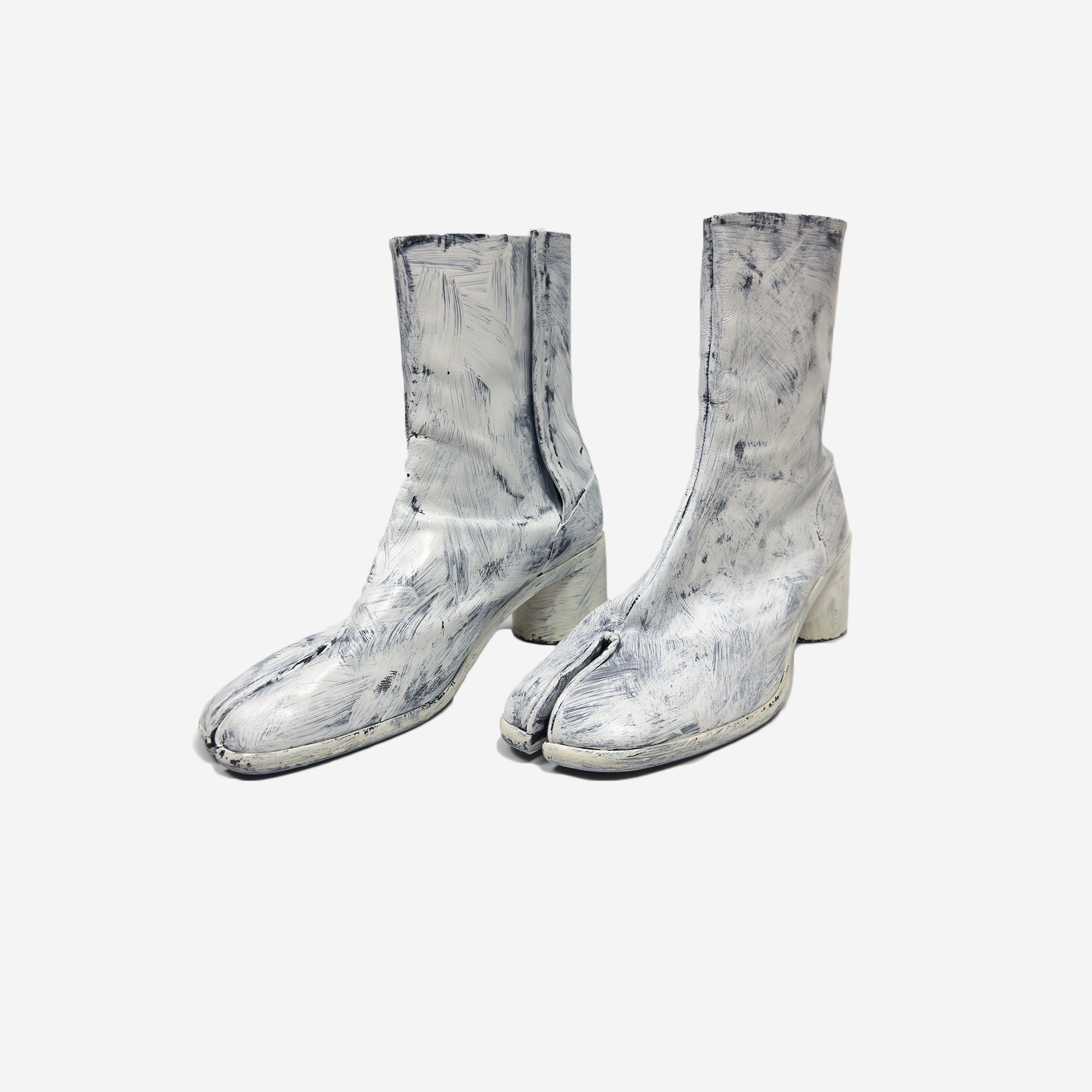 maison margiela painted tabi