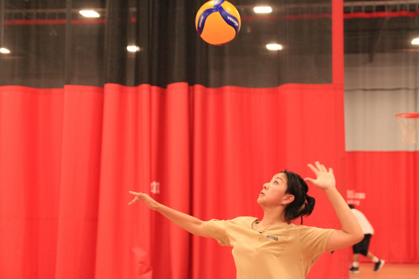 8 Tips for Improving Your Volleyball Serve - Javelin Sports