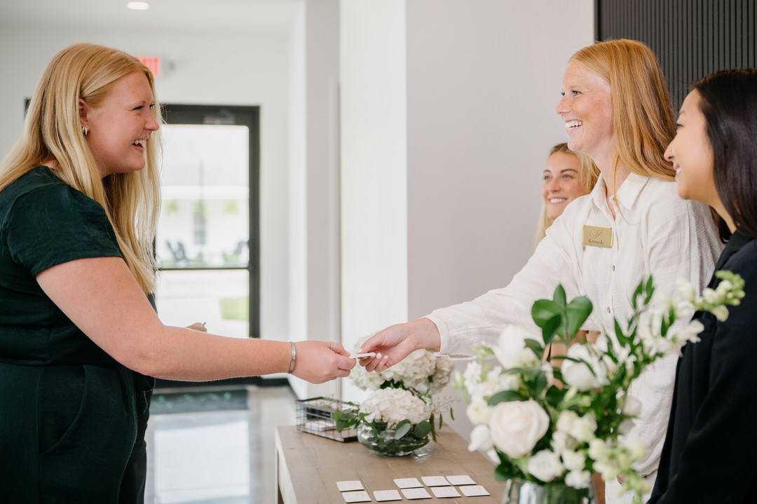 host-memorable-events-in-saugatuck-mi-ivy-house