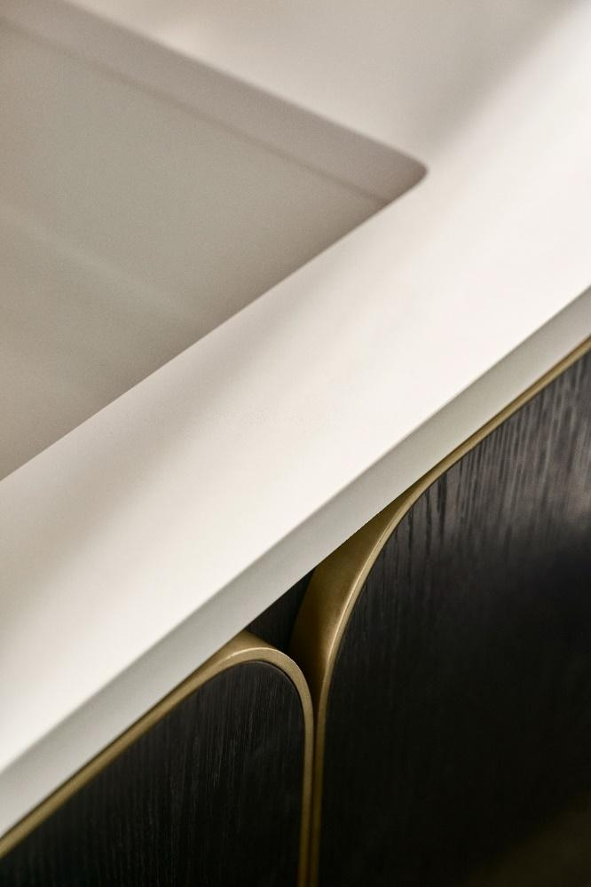 12 Bathroom Quartz Countertop Ideas for a Luxurious Look | Robern