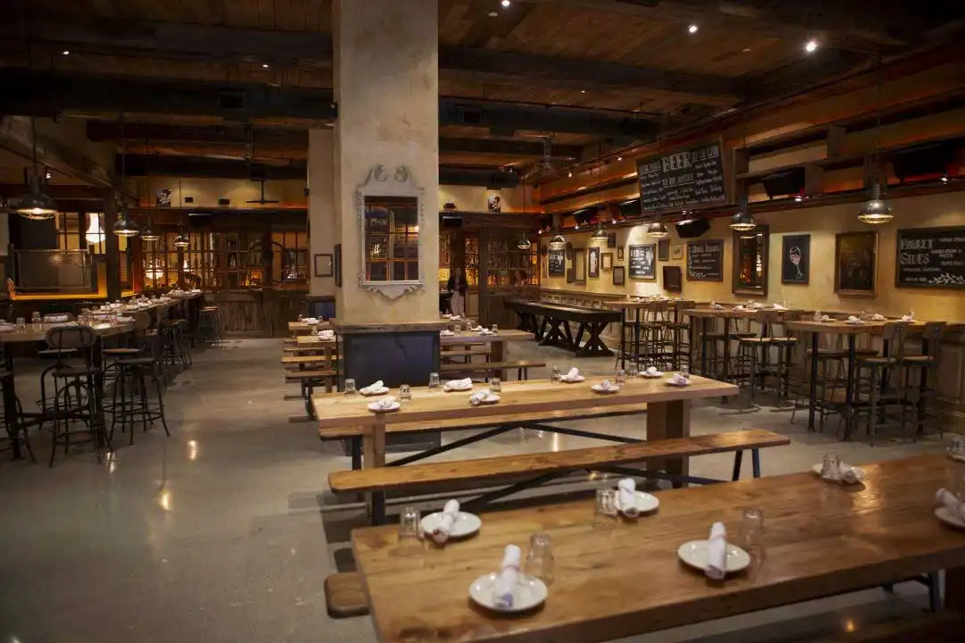 Ainslie Bowery NYC NYE Party New York New Year's Eve 2025