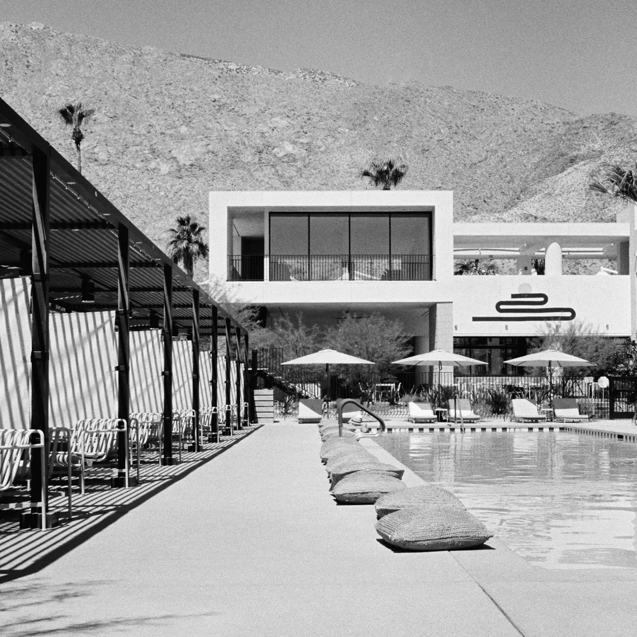 hotel-offers-packages-drift-palm-springs