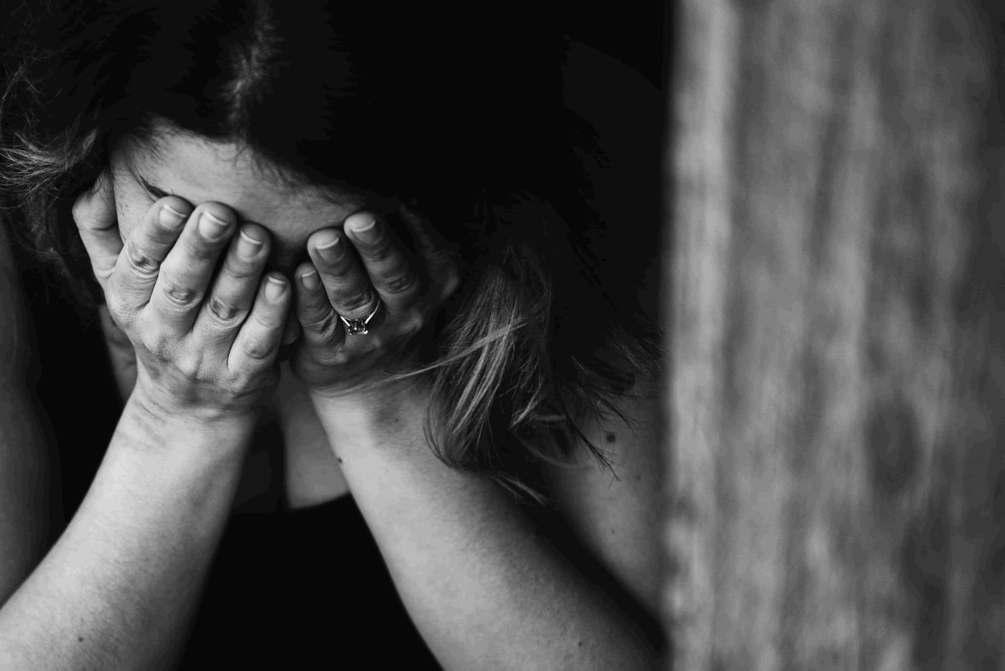 Depressione Cos’è, Sintomi, Cause, Tipi e Come Curarla