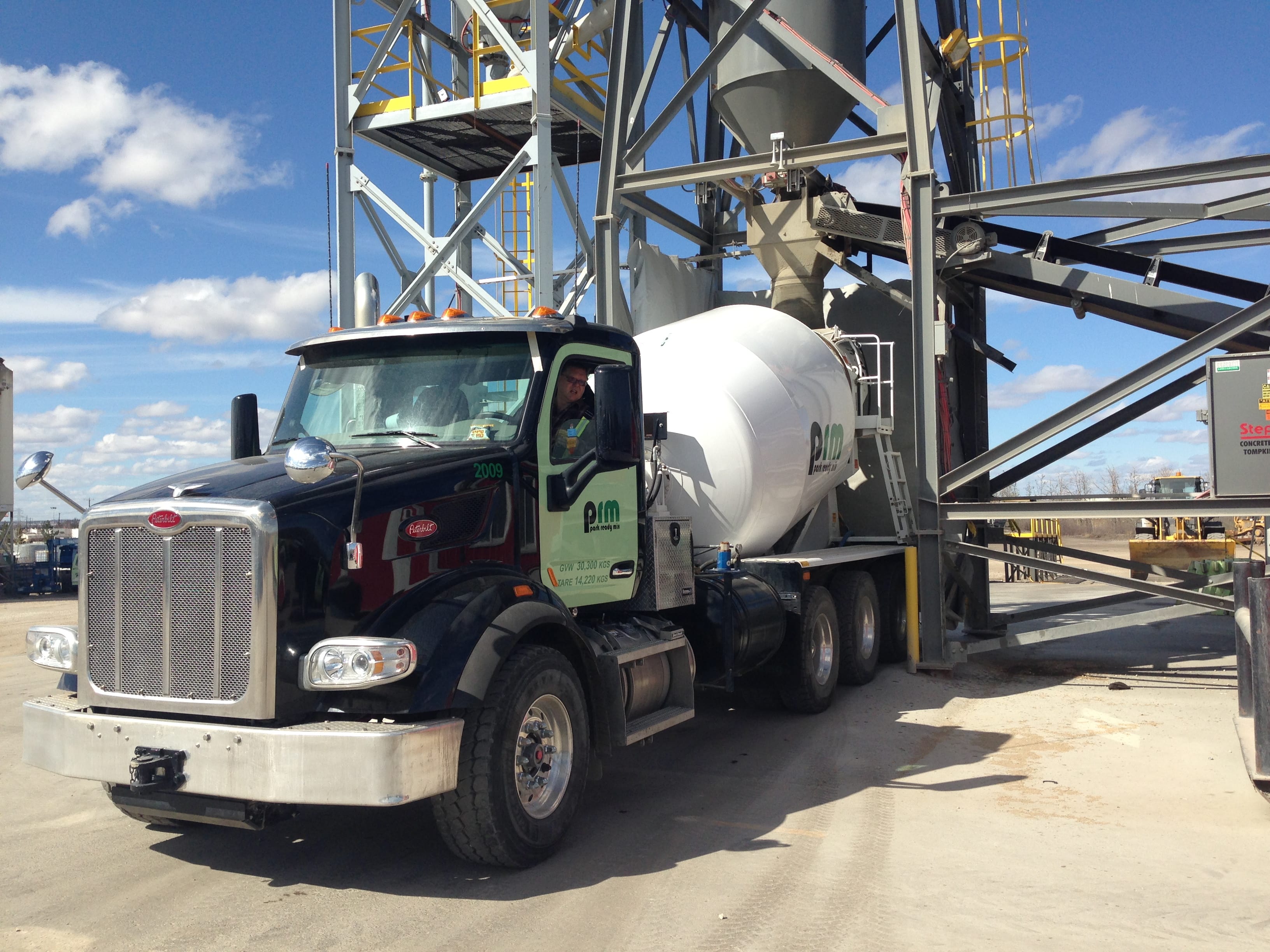 Concrete Curb / Gutter Calculator — How Much Do I Need?