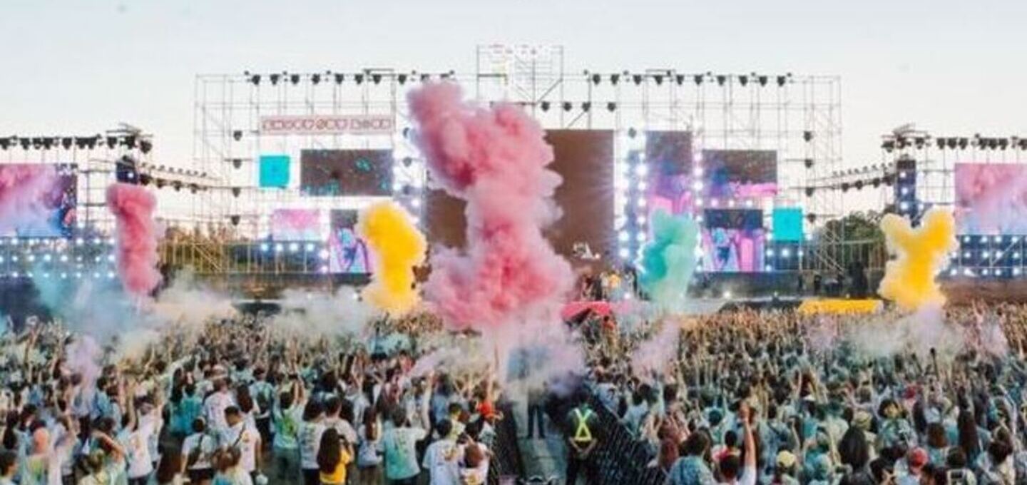 Food stalls at Sziget Festival offering a variety of dishes in 2025