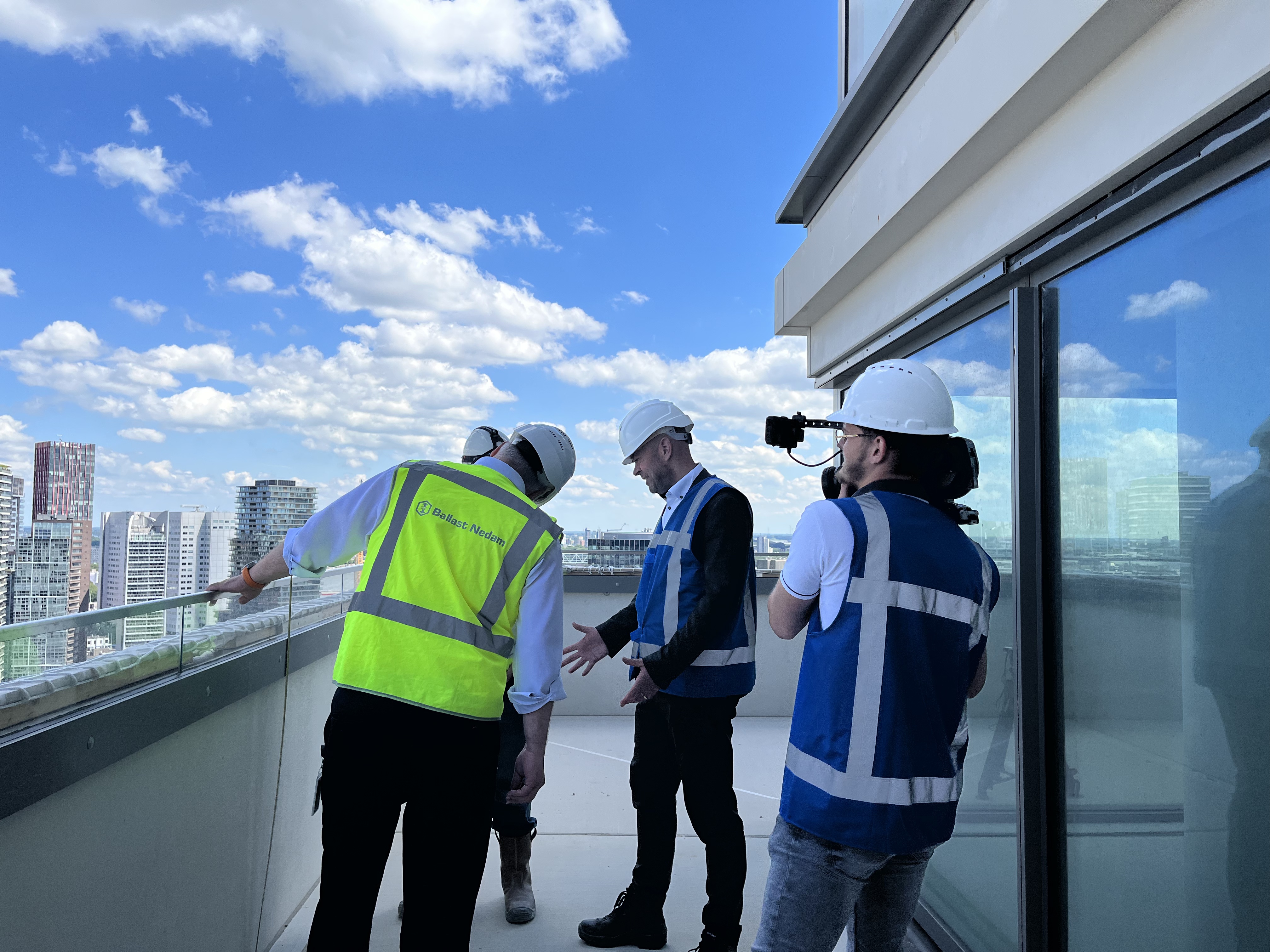 CoolTower Rotterdam decor voor startschot Ballast Nedam campagne Take Care