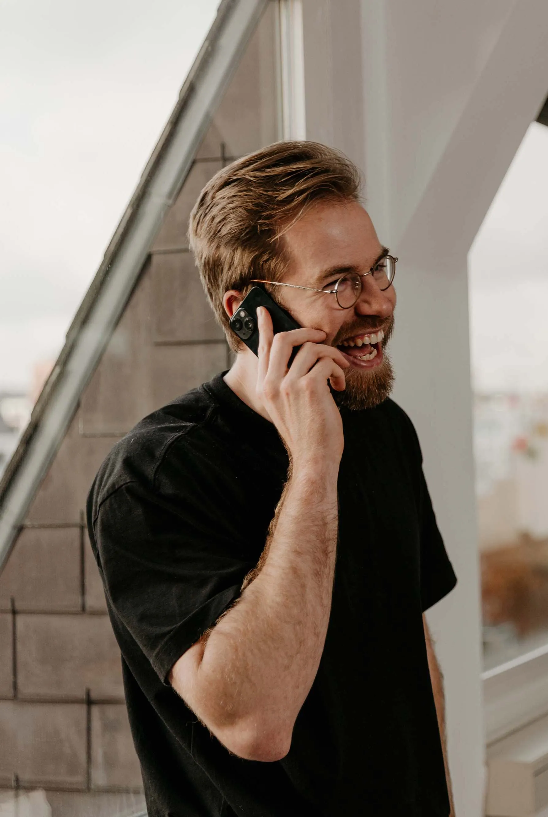 Patrice having fun in a call with a client 