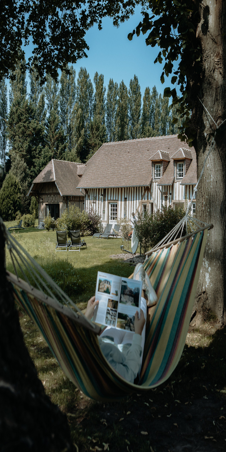 Balançoire extérieur Hôtel Les Manoirs des Portes de Deauville
