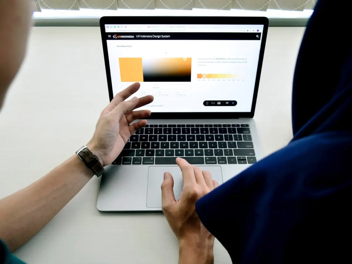 What is a Design System? A 2024 Guide With Best Practice Examples
