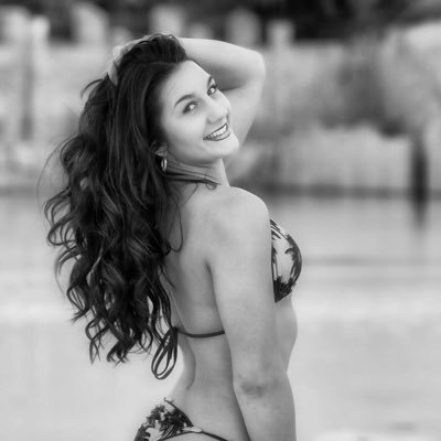 Top 10 Hottest UFC Female Fighters