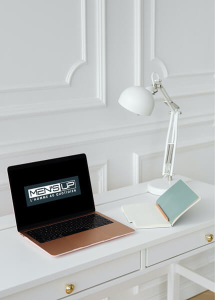 Men's up laptop Hotel La Maison Favart Paris