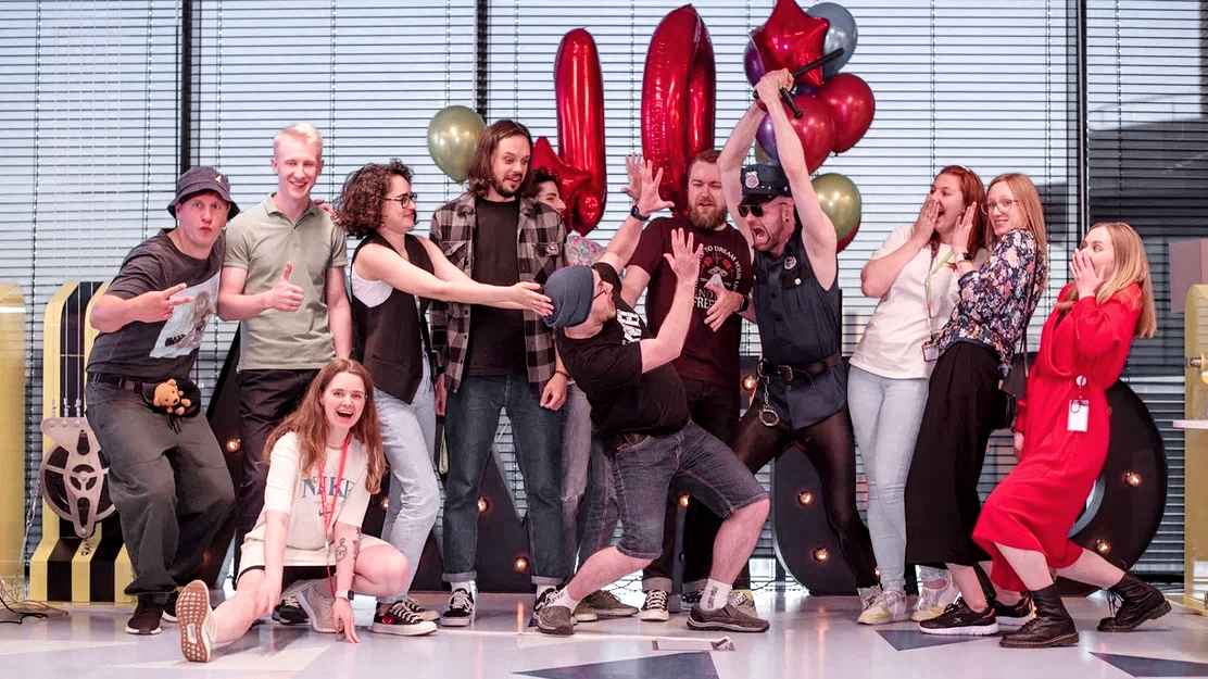 Невероятная десятка: синергия команд в супераппе