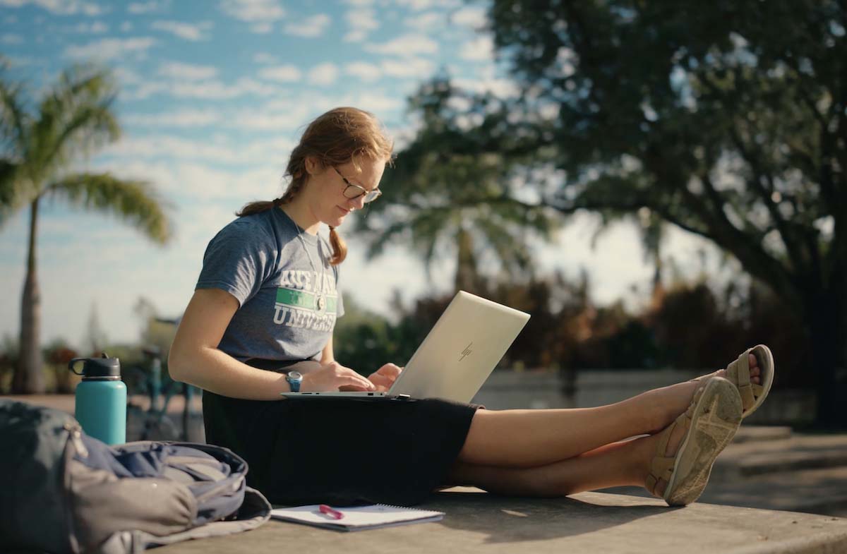 Apply | Ave Maria University Catholic Newman Guide