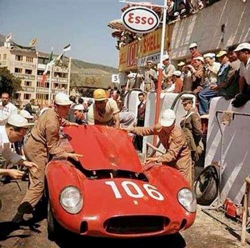 Pin's Ferrari 24 Heures Du Mans 1958 - N°14 - Olivier Gendebien - France