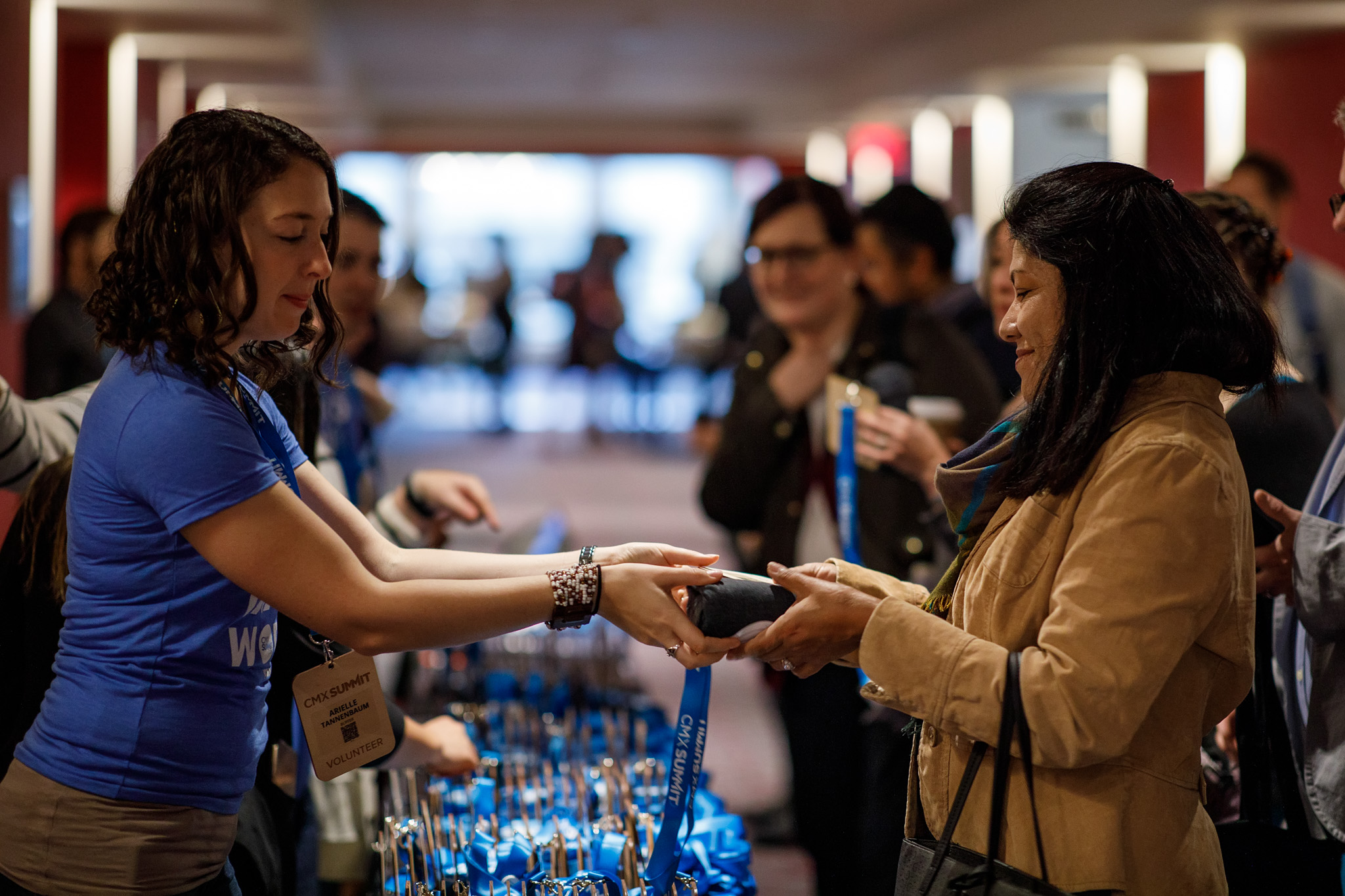 Volunteer at CMX Summit 2019!