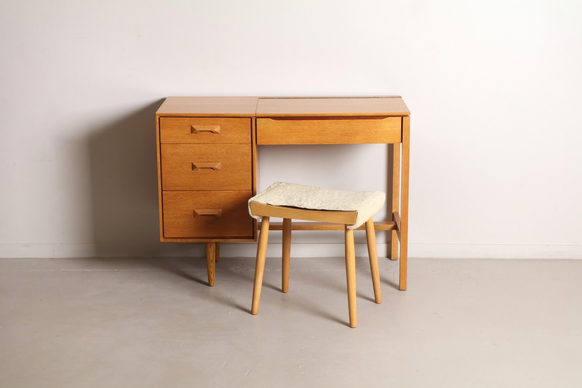 Stag Furniture — United Kingdom