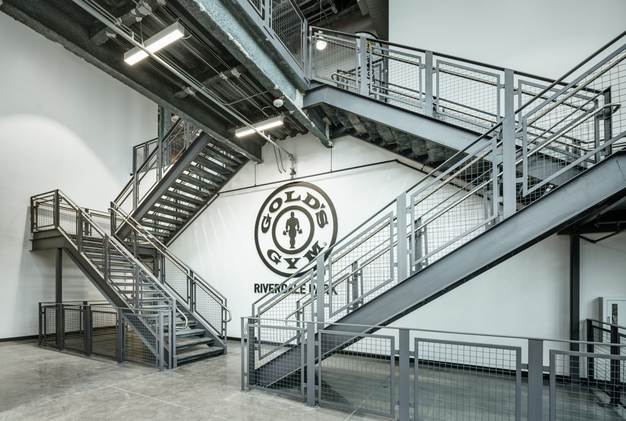 Is Gold's Gym Riverdale Park a good gym? (Expert Opinion)