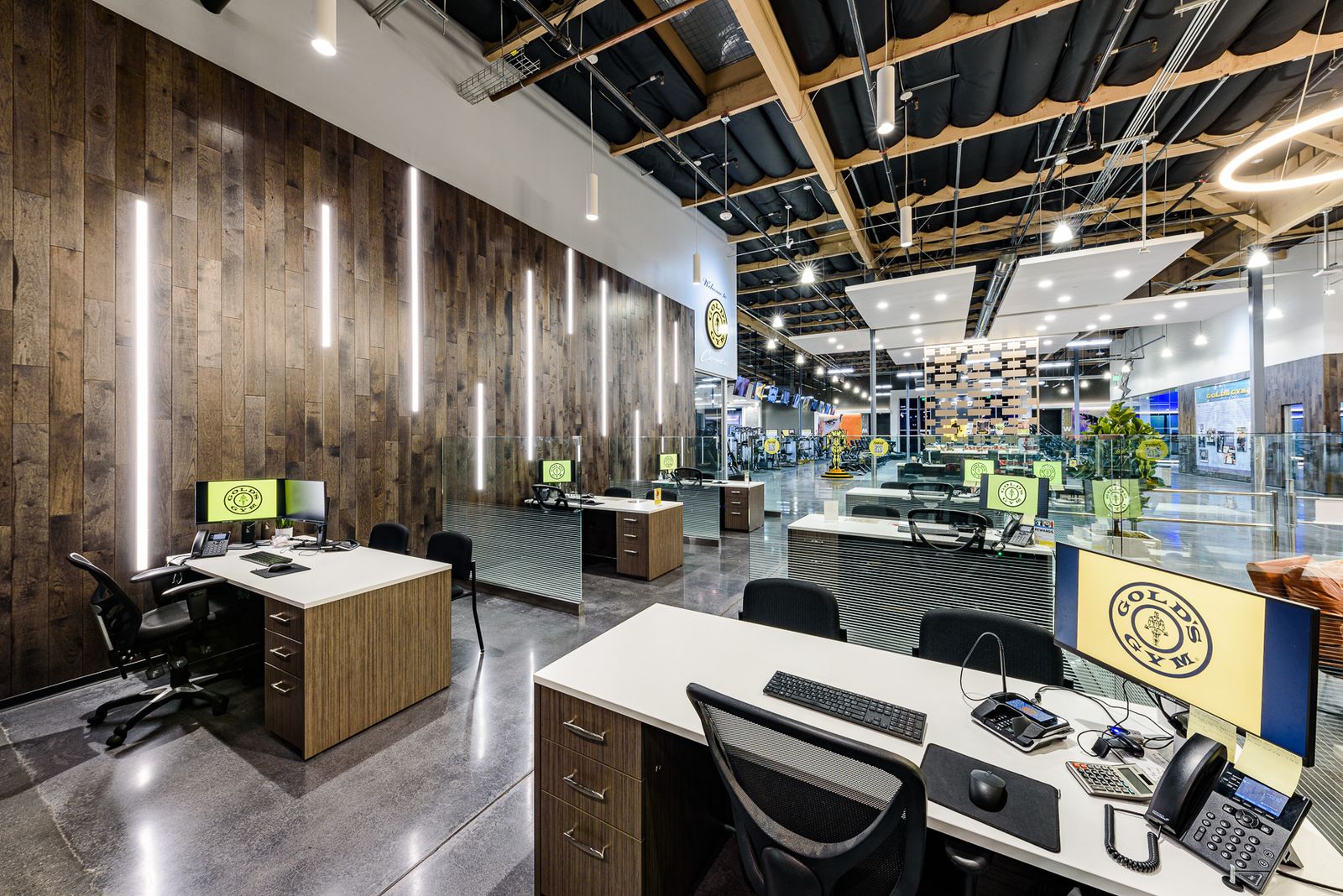Gold’s Gym Cerritos