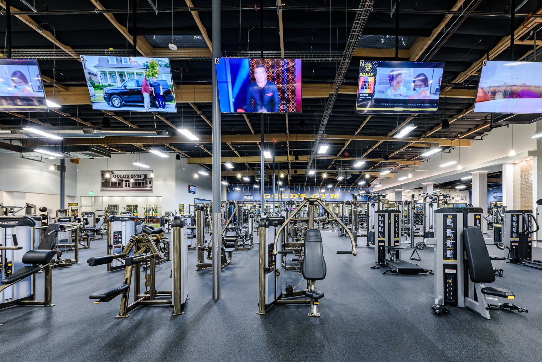 Gold’s Gym Cerritos