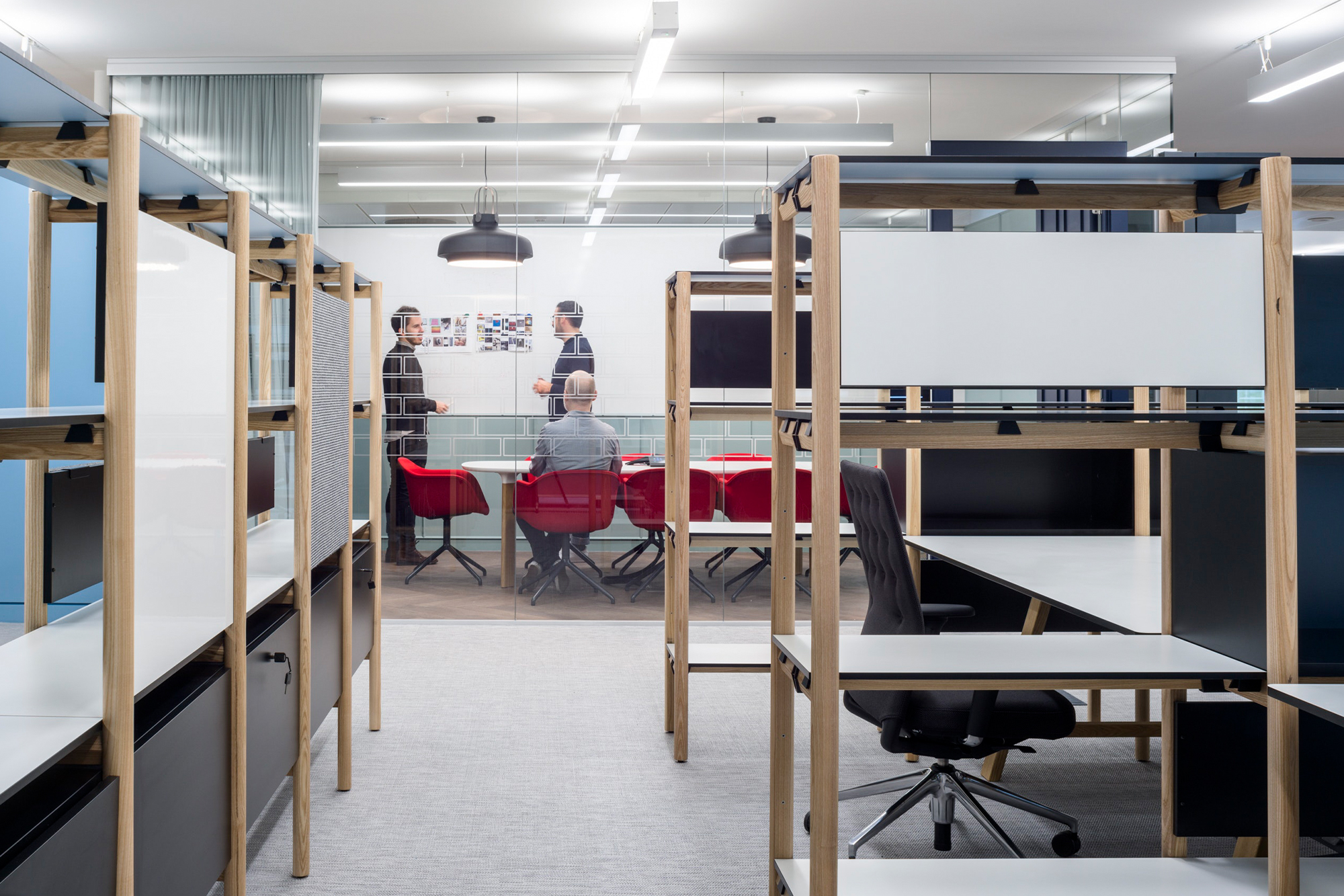 LXA - Saatchi & Saatchi Offices