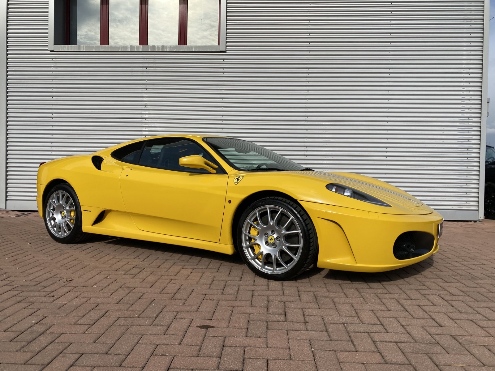 sport-cars-group-ferrari-f430-f1-2004